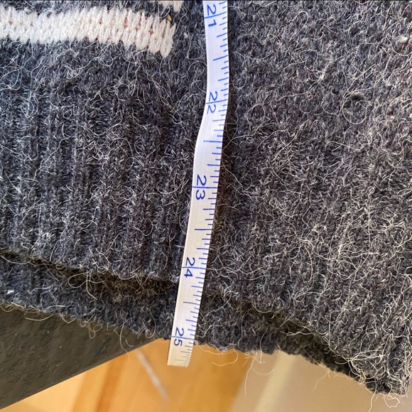 Vintage Point Zero America tribal sweaters - Picture 12 of 13